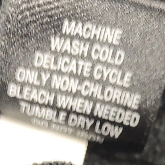 Croft & Barrow Extra Soft Crewneck Black Sweater Size Large - Picture 11 of 11